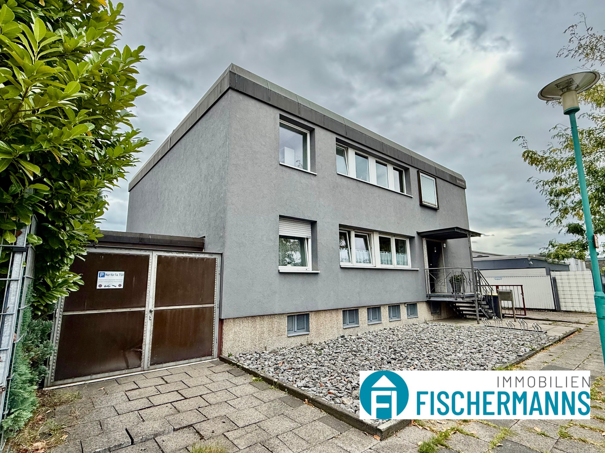 Helle 2-Zimmer-Wohnung mit Balkon in Duisburg